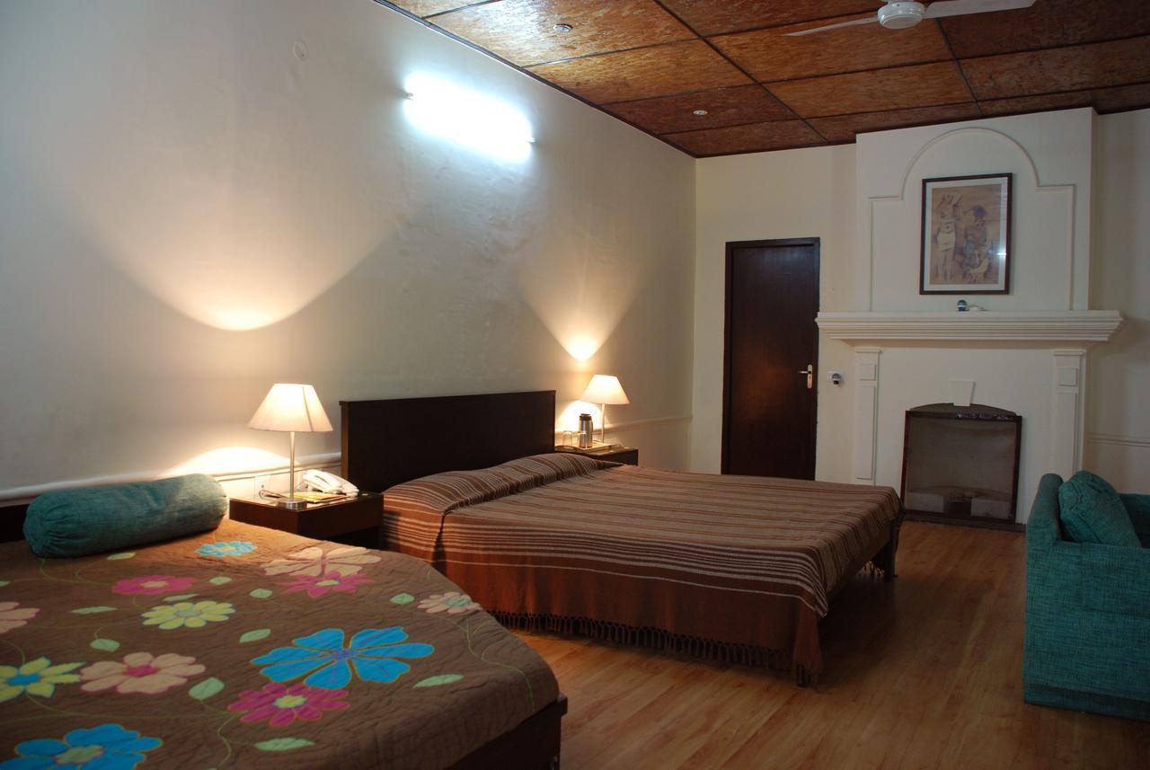 Alasia Hotel Kasauli Εξωτερικό φωτογραφία
